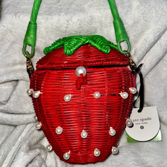 kate spade Handbags - NWT Kate Spade x Target Pearl Strawberry Wicker Basket Bucket Bag Red Green